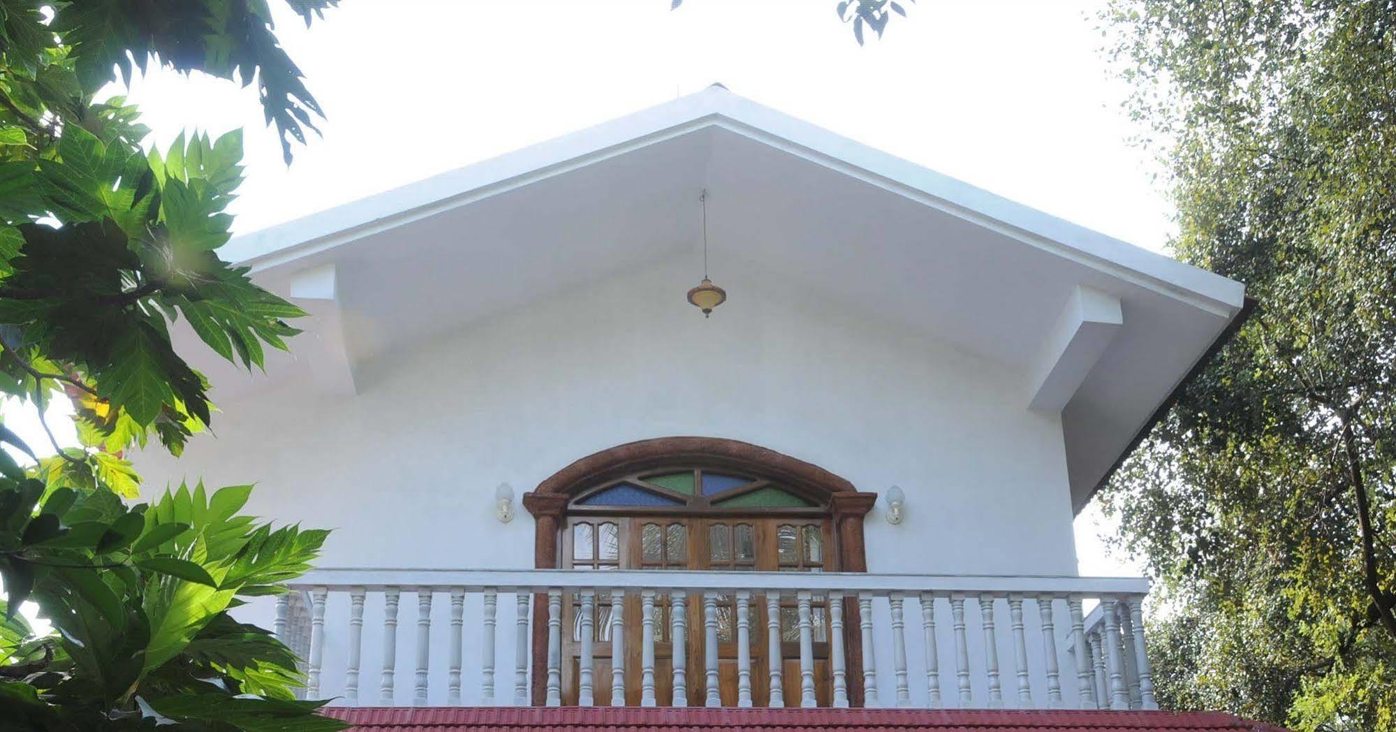 D'Souza'S Holiday Homes Candolim Exterior photo